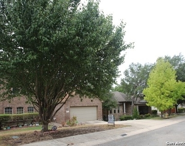 1410 Camden Cove - Photo Thumbnail 1