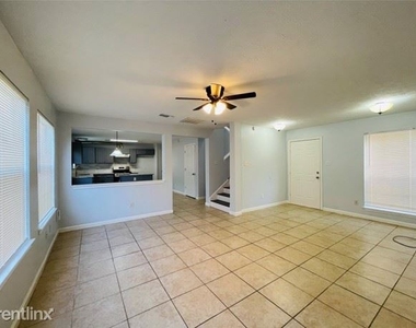 5602 Ingomar Way - Photo Thumbnail 3