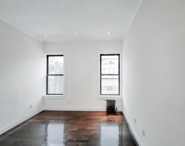 1377 Lexington Avenue - Photo Thumbnail 5