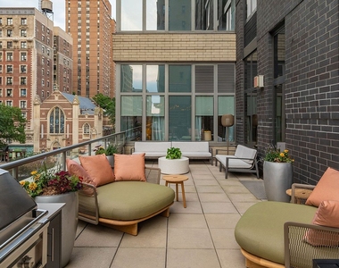 250 West 93rd Street - Photo Thumbnail 8