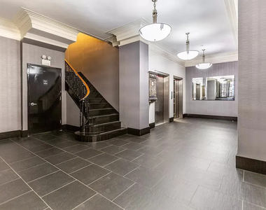 West 55th Street & 7th Ave - Photo Thumbnail 4
