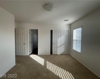 4127 Sandy Breeze Lane - Photo Thumbnail 18