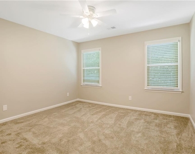 3904 Vinyard Way Ne - Photo Thumbnail 23