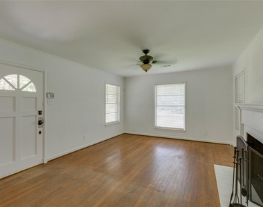 6153 Prospect Avenue - Photo Thumbnail 6