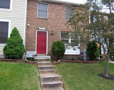 3115 Holly Berry Court - Photo Thumbnail 1