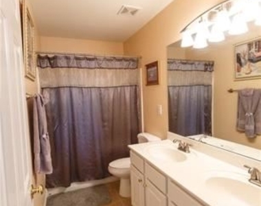 5225r Amberden Hall Drive - Photo Thumbnail 26