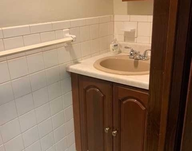 19 Glenwood Avenue - Photo Thumbnail 10
