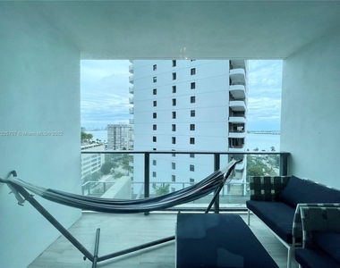 1451 Brickell Ave - Photo Thumbnail 16