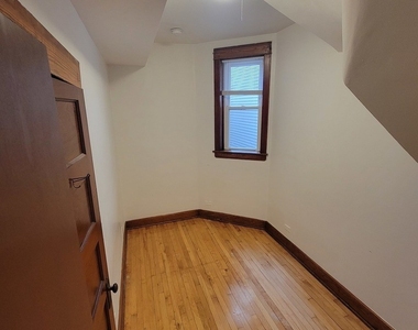 2541 W Carmen Avenue - Photo Thumbnail 7