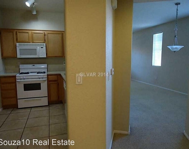 3840 Belle Glade St Unit 101 - Photo Thumbnail 13