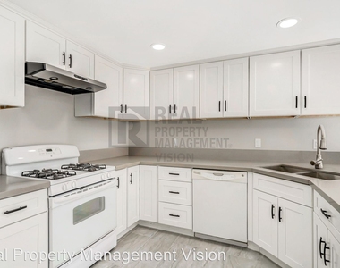 14200 Foothill Blvd #21 - Photo Thumbnail 9