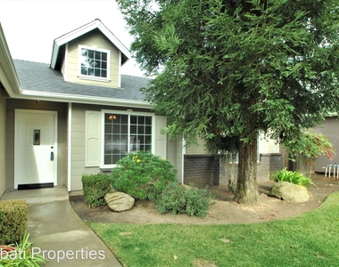 1792 E. Turnberry Ave - Photo Thumbnail 1