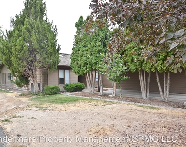 3243 W. Catalina Lane - Photo Thumbnail 1