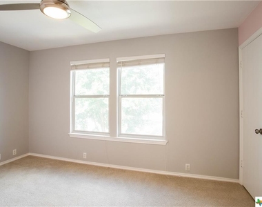 6129 Negley - Photo Thumbnail 14