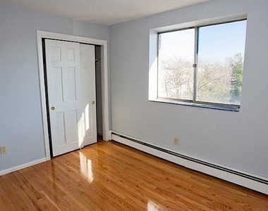 14 Murdock St Apt 2-7 - Photo Thumbnail 5