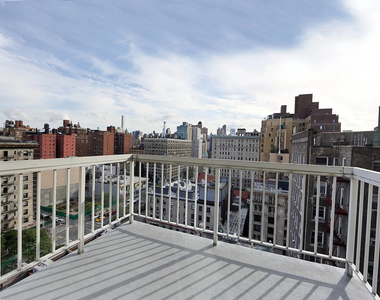West End Ave / W 80th St - Photo Thumbnail 1