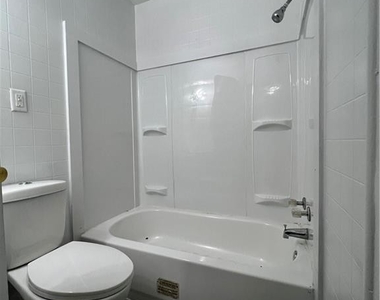 8440 East 36th Place - Photo Thumbnail 10