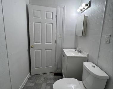 8440 East 36th Place - Photo Thumbnail 11