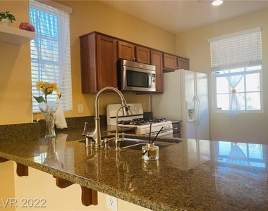 9149 White Rock Peak Street - Photo Thumbnail 10