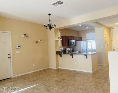 9149 White Rock Peak Street - Photo Thumbnail 6