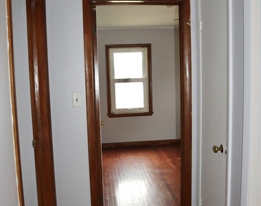 208 N Williams Street - Photo Thumbnail 4