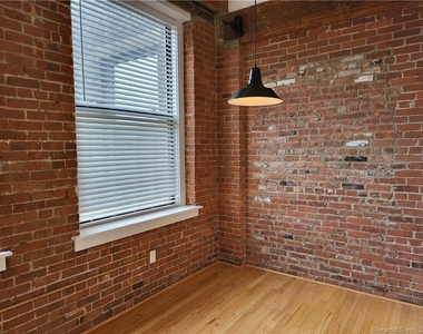 83 Washington Street - Photo Thumbnail 6