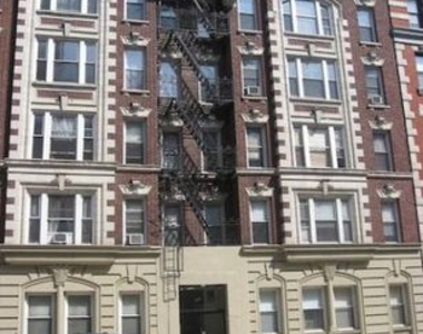  Amsterdam and West 122nd Street - Photo Thumbnail 3