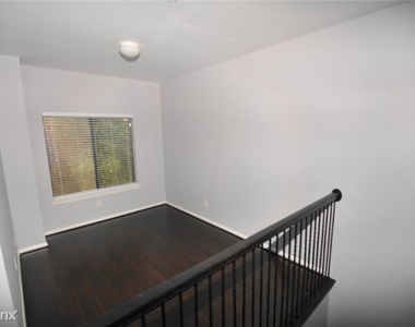 3505 Canfield St. - Photo Thumbnail 7