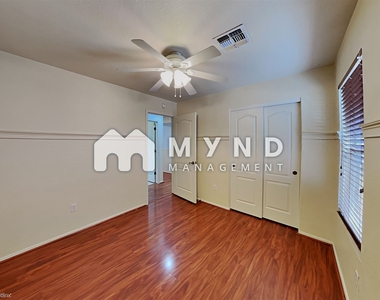 10230 E Honey Mesquite Dr - Photo Thumbnail 12