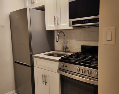 328 West 83rd St  - Photo Thumbnail 4