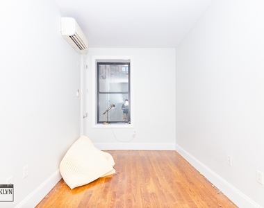 16-25 Putnam Avenue - Photo Thumbnail 5