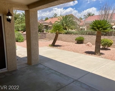 9608 Eagle Valley Drive - Photo Thumbnail 18