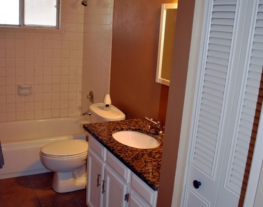 4710 W Continental Drive - Photo Thumbnail 14