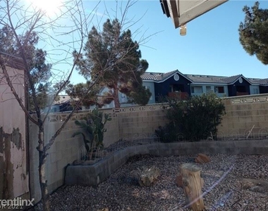 6227 Don Gaspar Avenue - Photo Thumbnail 31