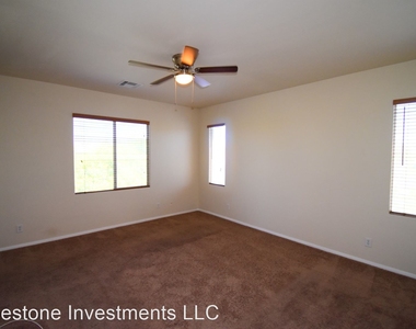 3713 Corpolo Ave - Photo Thumbnail 12