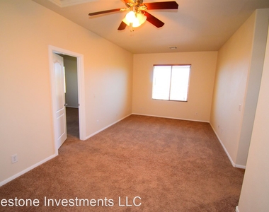 3713 Corpolo Ave - Photo Thumbnail 18