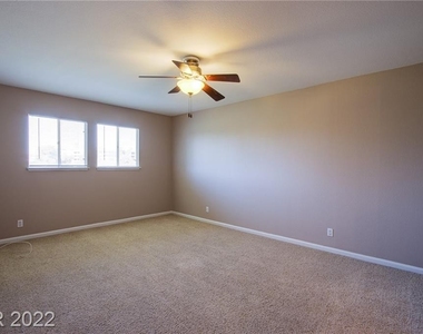 2891 Geary Place - Photo Thumbnail 17