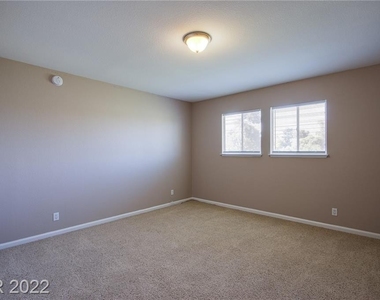 2891 Geary Place - Photo Thumbnail 16