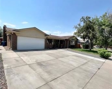 687 Laredo Street - Photo Thumbnail 2