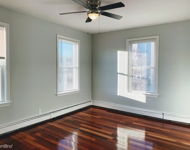 108 Boston St Apt 1 - Photo Thumbnail 6