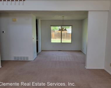 1570 Purple Sage Court - Photo Thumbnail 4