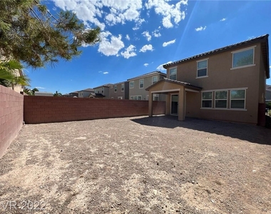 7540 Slipper Orchid Street - Photo Thumbnail 33