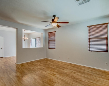 3805 E Santa Fe Lane - Photo Thumbnail 4