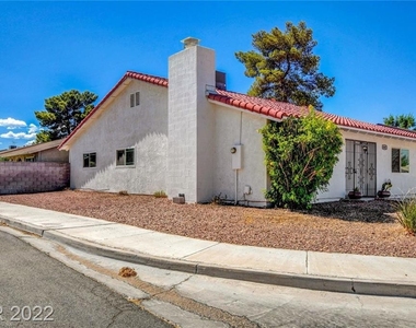 4367 South Mojave Road - Photo Thumbnail 2