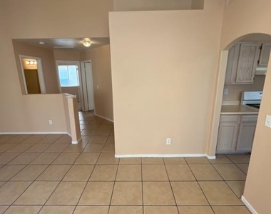 2760 Wild Cactus Court - Photo Thumbnail 7