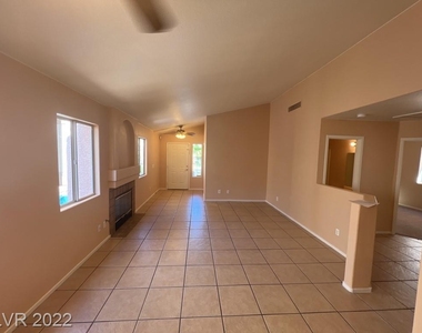 2760 Wild Cactus Court - Photo Thumbnail 2