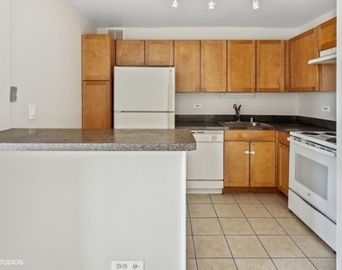 655 W Irving Park Road - Photo Thumbnail 5