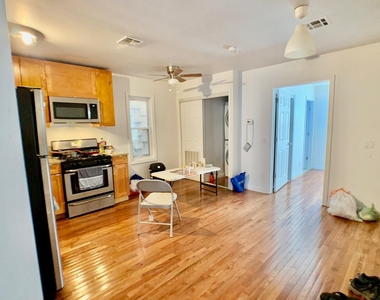 195 Webster Ave - Photo Thumbnail 13