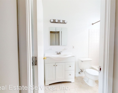 2611 Adams Mill Road Nw Unit 407 - Photo Thumbnail 8