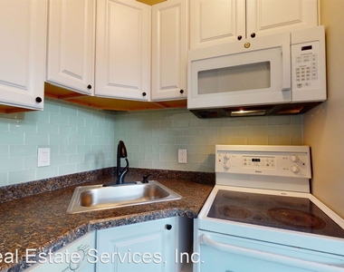 2611 Adams Mill Road Nw Unit 407 - Photo Thumbnail 6